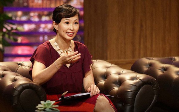 Người đàn bà thép FPT Retail khuyên phụ nữ muốn phát triển sự nghiệp, làm sếp: Nếu có thể, hãy lấy người cùng công ty! - Ảnh 1. Người đàn bà thép FPT Retail khuyên phụ nữ muốn phát triển sự nghiệp, làm sếp: Nếu có thể, hãy lấy người cùng công ty! - Ảnh 1.
