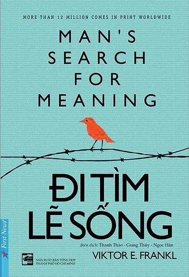 Từ kẻ núp bóng trong các bữa tiệc, chạy trốn khỏi đám đông đến nhà diễn thuyết truyền cảm hứng nổi tiếng, Simon Sinek tiết lộ: Tất cả là nhờ vào 2 cuốn sách này - Ảnh 1. Từ kẻ núp bóng trong các bữa tiệc, chạy trốn khỏi đám đông đến nhà diễn thuyết truyền cảm hứng nổi tiếng, Simon Sinek tiết lộ: Tất cả là nhờ vào 2 cuốn sách này - Ảnh 1.