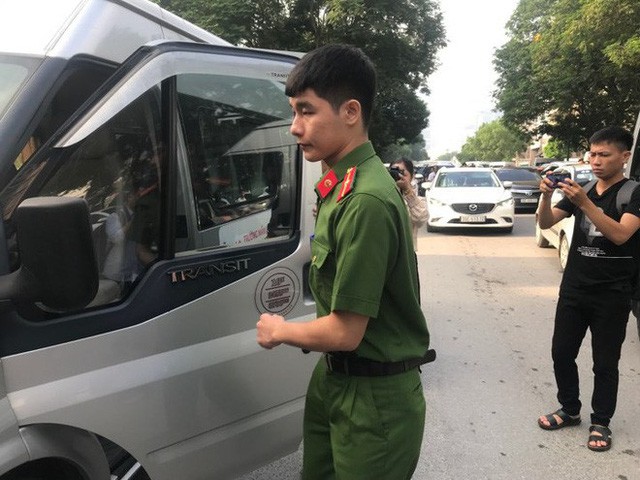  [CẬP NHẬT] Tài xế Doãn Quý Phiến thực nghiệm hiện trường vụ bé trai trường Gateway tử vong - Ảnh 13.